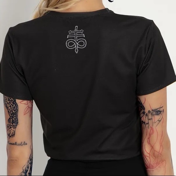 Blackmilk “FIRE AND BRIMSTONE TIE FRONT TEE” Size Small S NWT - Picture 7 of 13